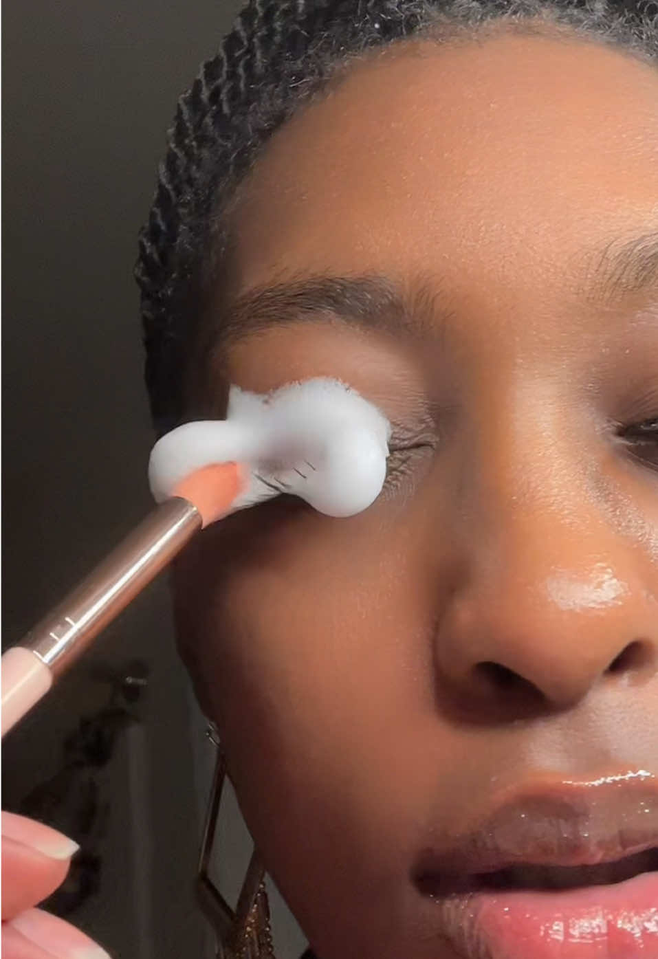 TikTok post by @nniahjl for Eyeshine Cosmetics. Caption reads: @Eyeshine Cosmetics #lashshampoo #remover.