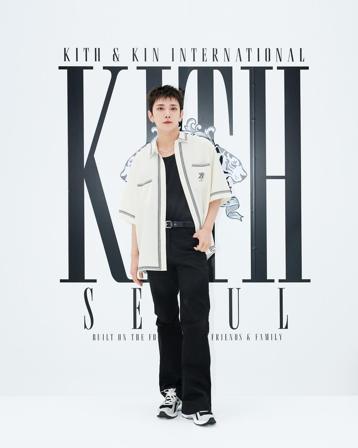 Instagram post by @joshu_acoustic for Kith. Caption reads: #광고 #KithSeoul #키스서울 @kith 
🍨 🎂 🎉.