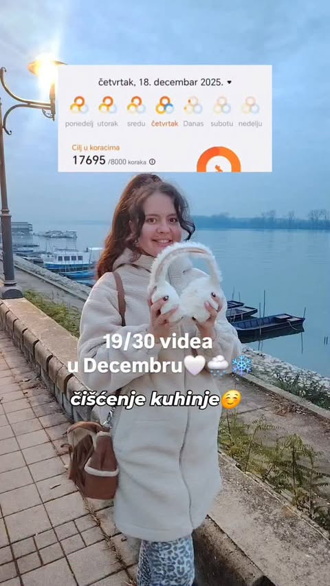 Instagram post by @muadixi for Viviscal. Caption reads: [...] uveče ili ujutru?🤍🫂 Za jačanje kose....