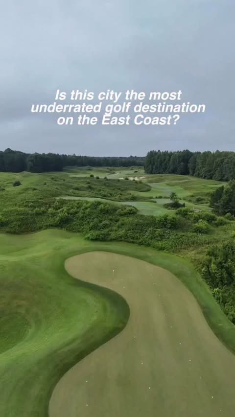 Instagram post by @coursesyouneedtoplay for Visit Williamsburg. Caption reads: It was extremely tough to narrow down our top 4....