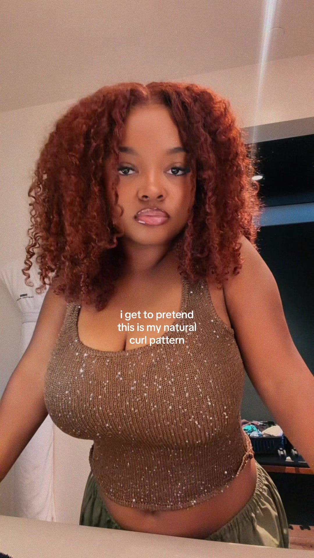 TikTok post by @jojosfraps for Wigfever. Caption reads: [...] full for 18inch & 250% density 😍 @WigFever....