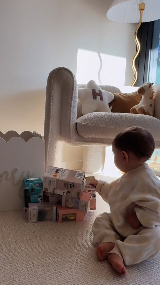 Instagram post by @jessieadamopearce for Chemist Warehouse. Caption reads: We can always rely on @tommeetippeeaustralia when....