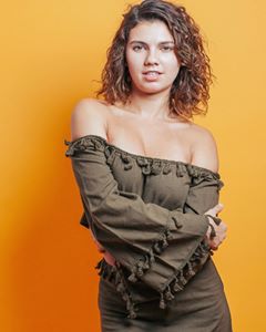 Instagram post by @daretaylorofficial for MAXIM. Caption reads: Just spicing up your feed 🎶✌🏼😜
•
Photographer:....