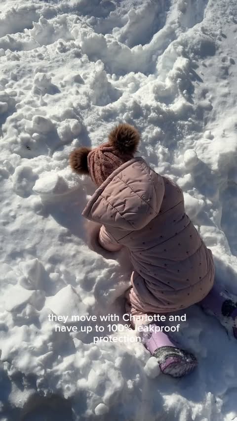 Instagram post by @torrsim for Huggies. Caption reads: [...] somehow that just means more movement.....