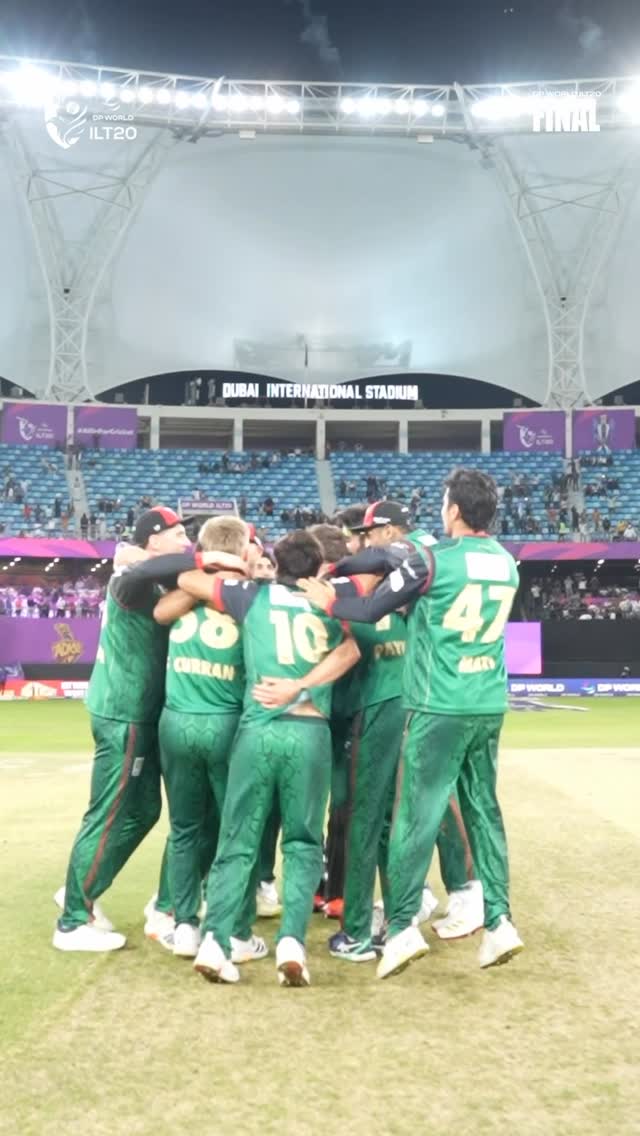 Instagram post by @thedesertvipers for DP World. Caption reads: The moment of glory! 🤩🏆 #Final #DVvMIE....