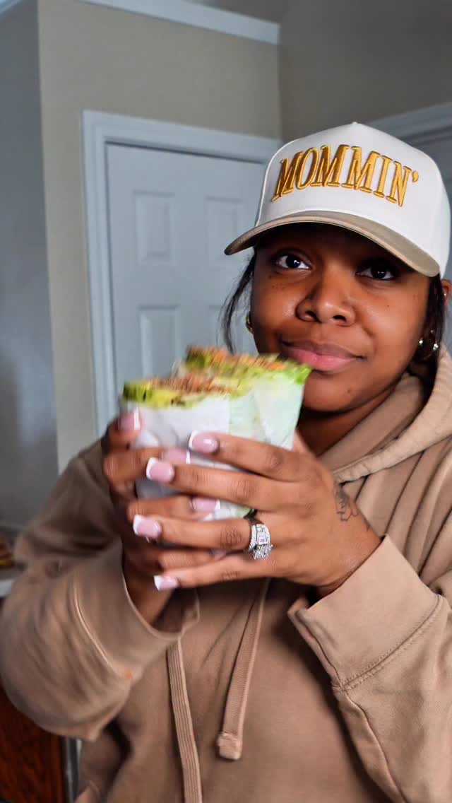 Instagram post by @alexxiusss for Quest Nutrition. Caption reads: Quick and easy taco lettuce wrap 🥬 🔥

I’ll be....