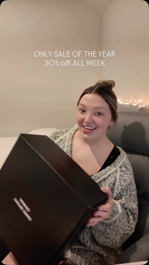 Instagram post by @addisonbrinley for Darc Sport. Caption reads: ONLY SALE OF THE YEAR!!! 🐺🐺🐺

The sale is live....