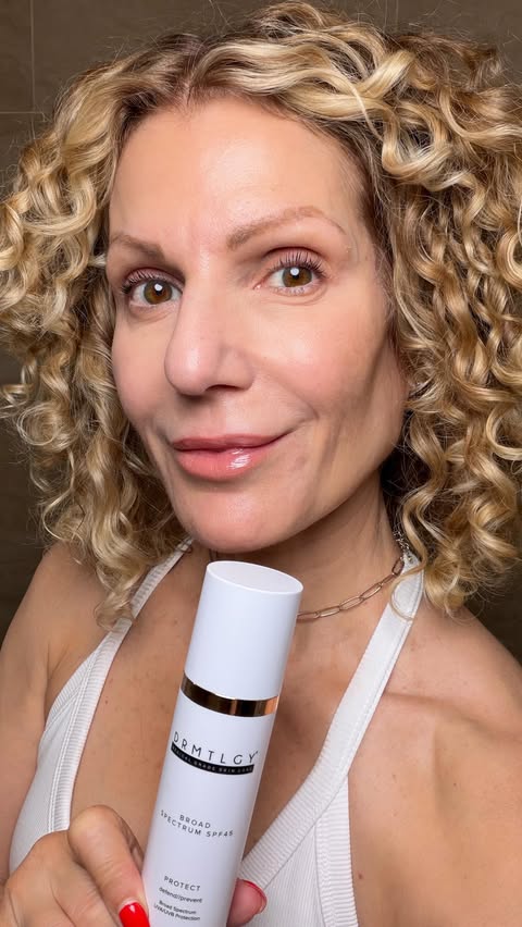 Instagram post by @lisatandthecity for DRMTLGY. Caption reads: [...] more, these products from @drmtlgy are worth....