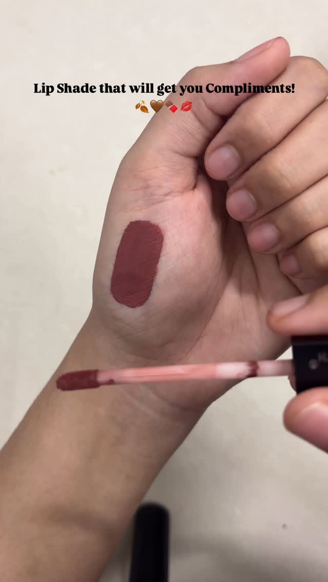 Instagram post by @datgurl.zohra for LOVE EARTH. Caption reads: Comment “Zoh” for Link🔗.