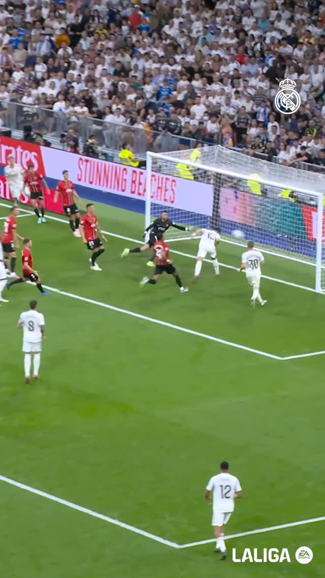 Instagram post by @ardaguler for Real Madrid C.F.. Caption reads: 🔥 TEAMWORK 🔥
⚽ @ArdaGuler 
#LaLigaHighlights.