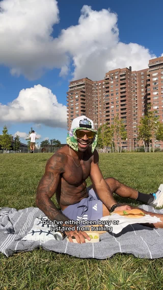 Instagram post by @whatsgoodberto for Grapes from California. Caption reads: You gotta take advantage of the moments, so I took....