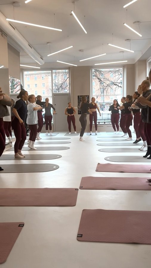 Instagram post by @johannaolinemodin for PÄNDY. Caption reads: “Join mommy at work- day” so you get to join....