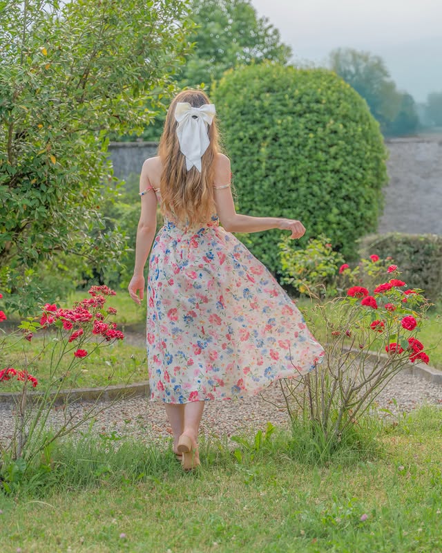 Instagram post by @theladyandthebow for Cosy Island. Caption reads: [...] by @lacemadeofficial Shoes gifted by....