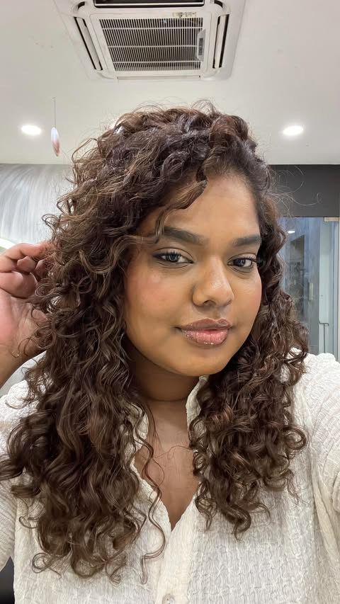 Instagram post by @thehdose for WishCare. Caption reads: Comment for links 🔗 

@wishcare air powder dry....