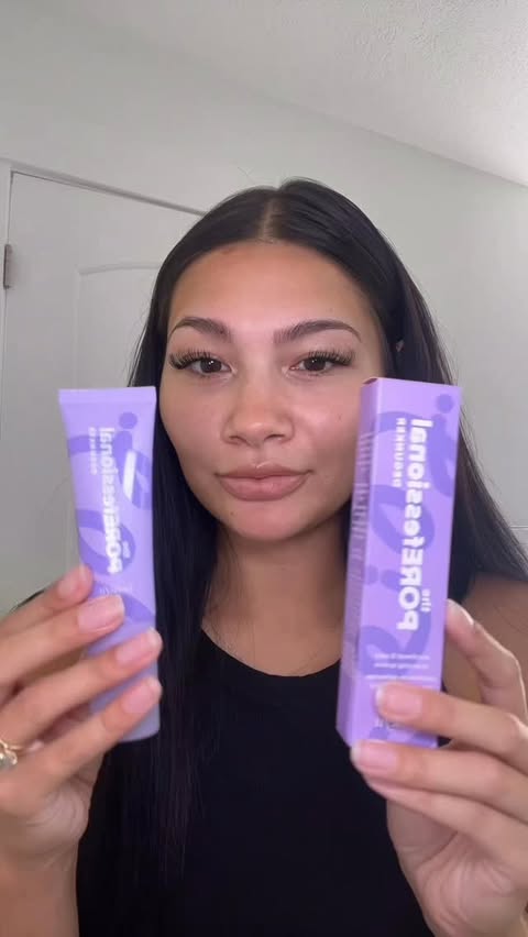 Instagram post by @skinfluencebyrach for Benefit Cosmetics. Caption reads: [...] technique = cleaner looking....