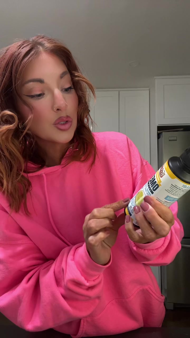 TikTok post by @michelleelise27 for Barlean's. Caption reads: @Barlean's #omega3fishoil really is [...].