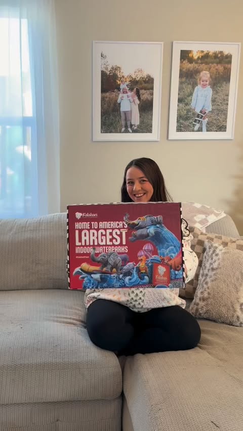 Instagram post by @jen.galati for Kalahari Resorts. Caption reads: [...] Day Parade and visiting @kalahariresorts....