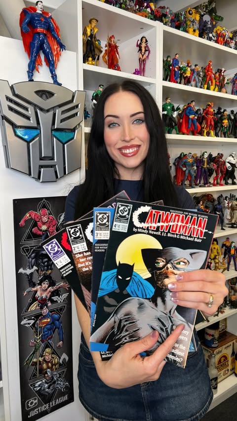 Instagram post by @sydneymcardoso for eBay. Caption reads: eBay Live came through 🤯 won three comics and....
