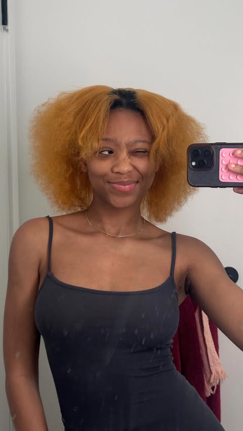 Instagram post by @murielassd for AG Care. Caption reads: Washday with @agcare1989 . . #washdayroutine....