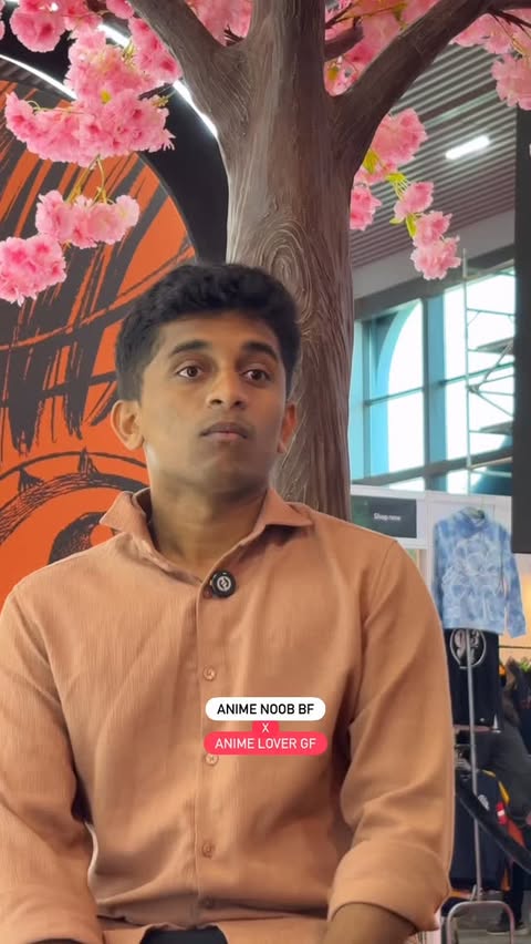 Instagram post by @theprooshow for Crunchyroll. Caption reads: [...] with Comic Con, now in your city with....