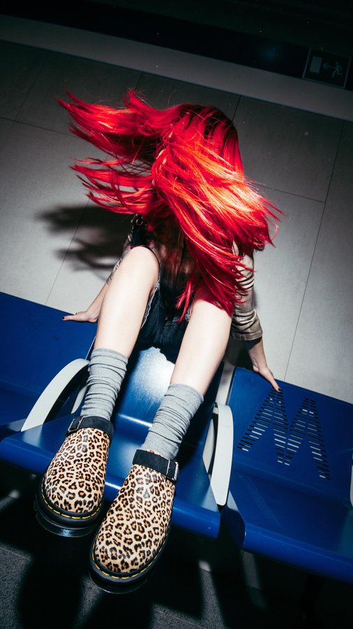 Instagram post by @sofia.craighero for AW LAB. Caption reads: Leopard or black @drmartensofficial ? Don’t ask me....