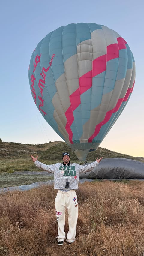 Instagram post by @a_j_a_u_n for pacsun. Caption reads: The @pacsun air balloon experience was like no....