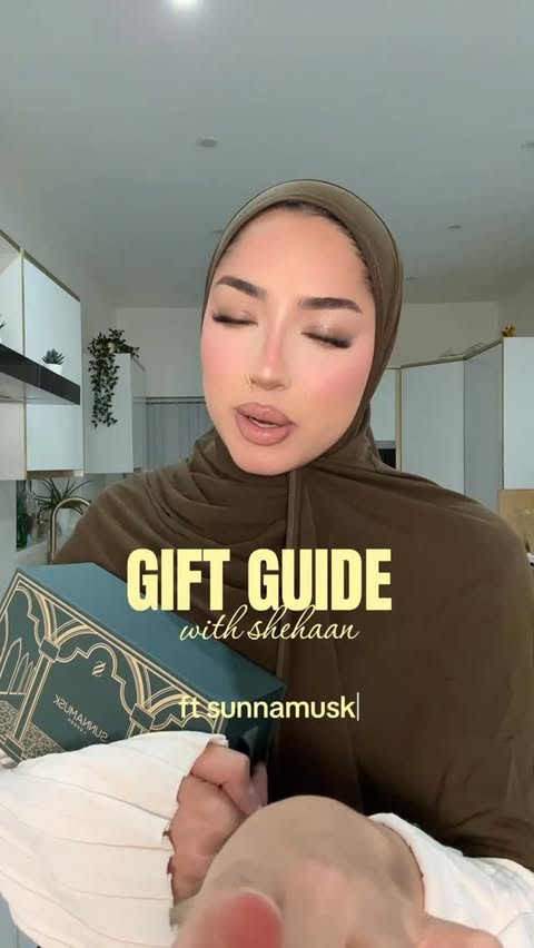 Instagram post by @shehaanx for SUNNAMUSK. Caption reads: Ultimate gift guide with @sunnamusk ✨🌙 thank me....
