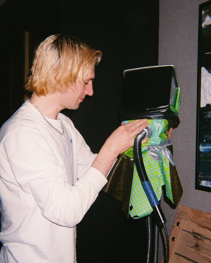 Instagram post by @xqcow1 for Kick. Caption reads: juicer pov.