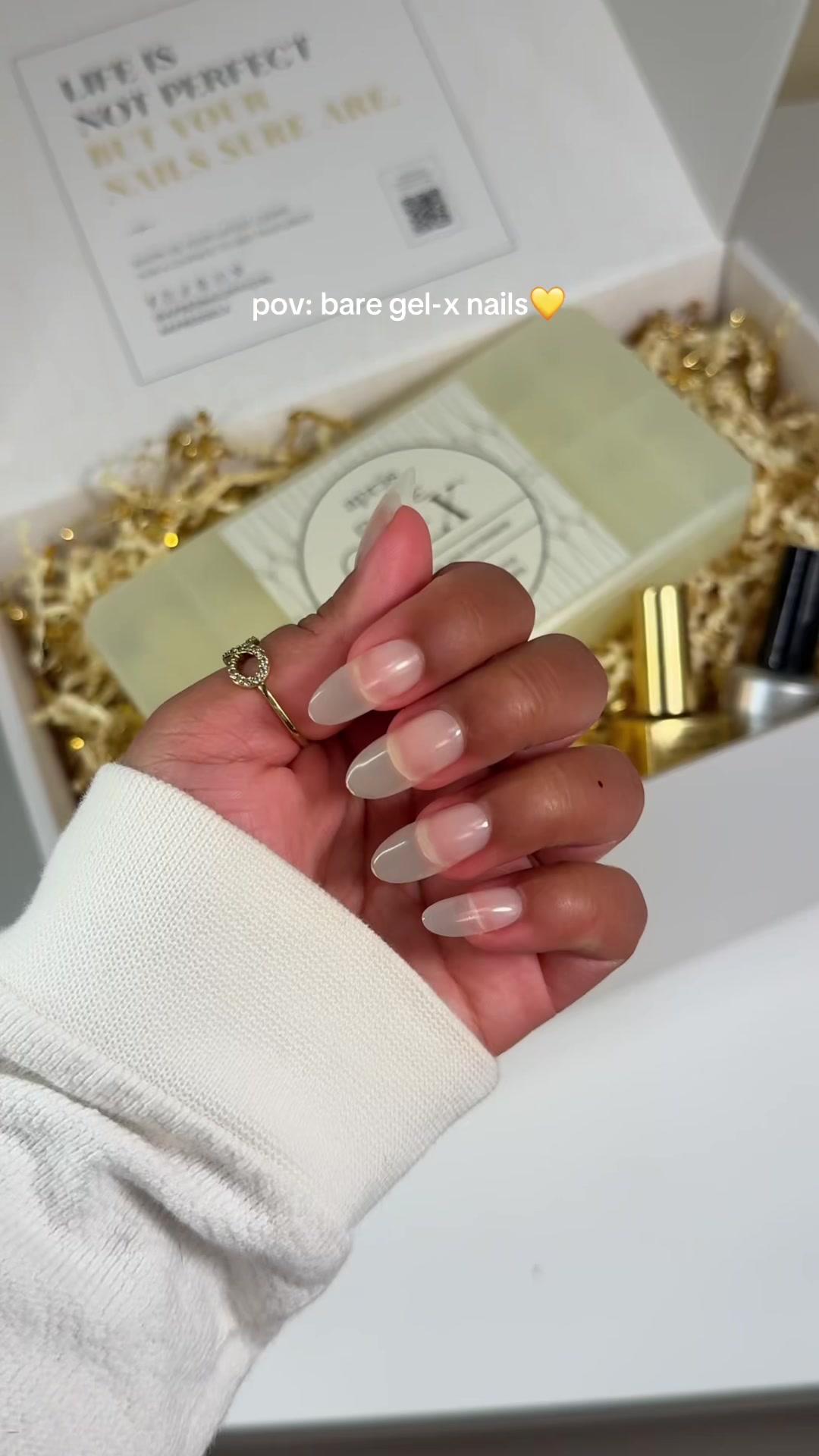 TikTok post by @dianajbz for Après Nail. Caption reads: #ad the most perfect natural nails💛✨💅🏽 using....