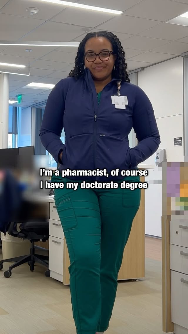 Instagram post by @doctormycurls for DOLAN Scrubs. Caption reads: [...] park slim fit active jacket from....