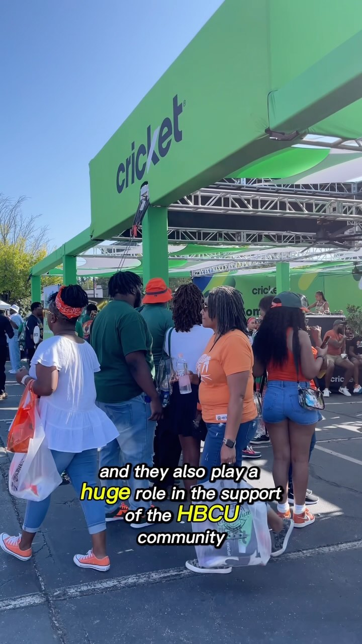 Instagram post by @ashlynnedith for CricketWireless. Caption reads: Come join me at the cricket wireless block party....
