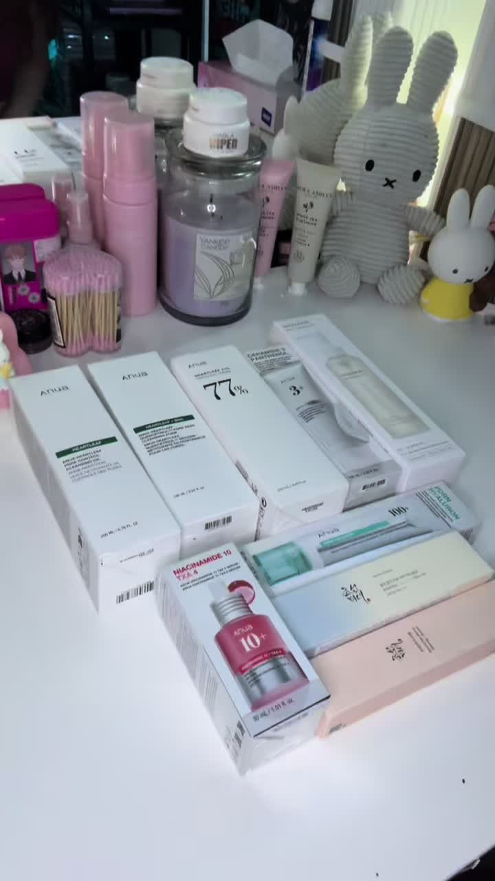 TikTok post by @vveeenuss_ for Beauty of Joseon. Caption reads: [...] love all of them!! @mixsoon global @Beauty....
