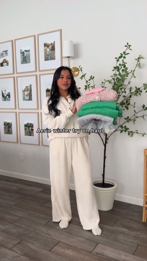 Instagram post by @jassn2 for Aerie. Caption reads: @aerie is keeping me warm, cute AND cozy this....