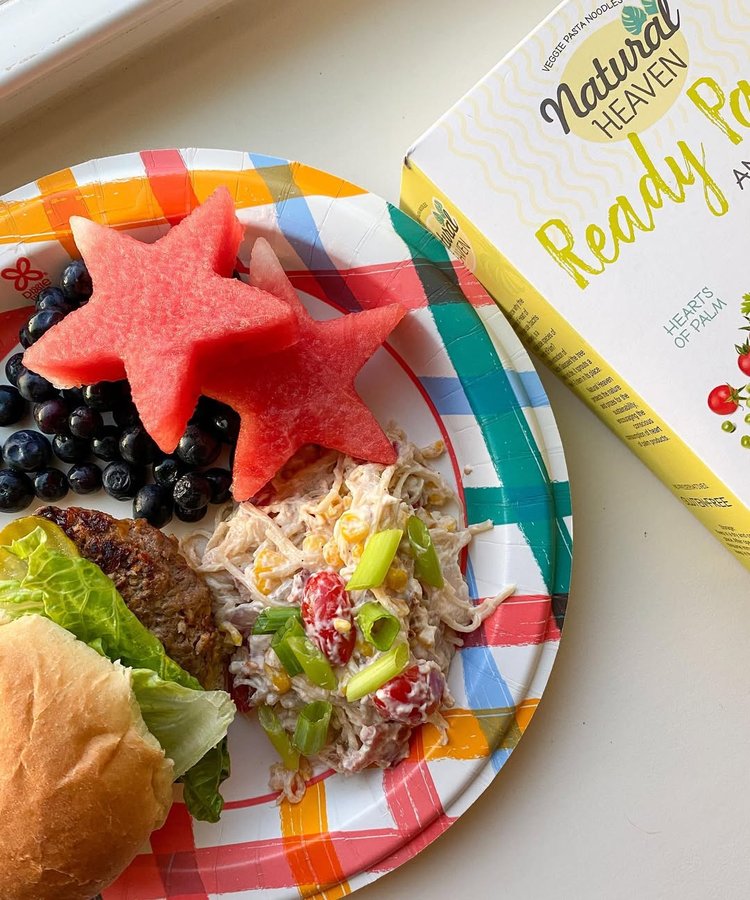 Instagram post by @texymexy_living for Natural Heaven. Caption reads: Oh my heavens it’s @naturalheavenusa pasta....