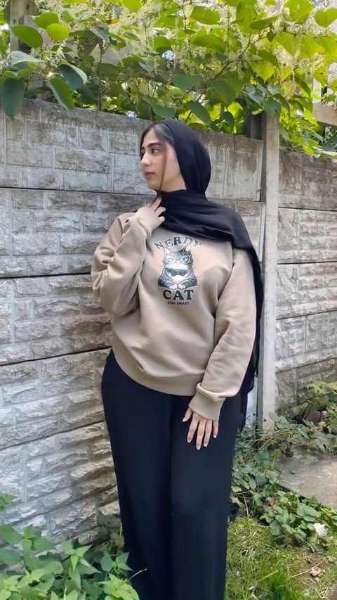 Instagram post by @isukaynamir_ for Streetshirts. Caption reads: Loved designing my own tee from Street Shirts....