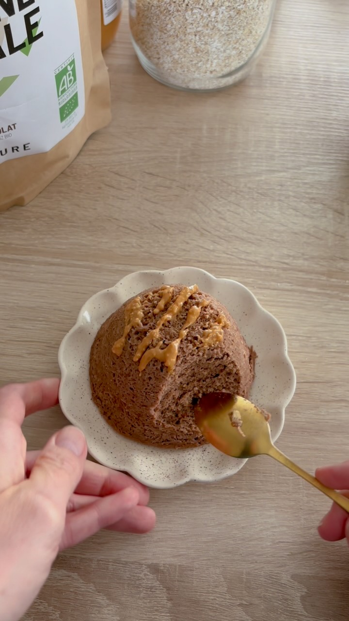 Instagram post by @cuisinerigbas for Nutripure. Caption reads: Recette complète 👇+ alternatives (et valeurs....