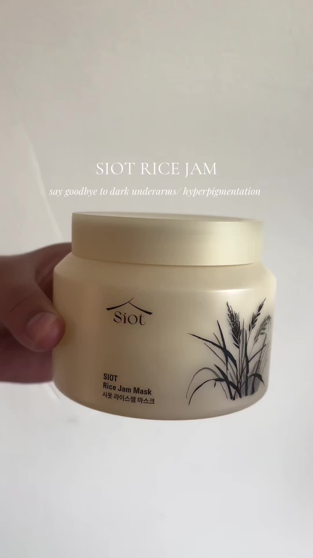 TikTok post by @naydelinnp for Siot US. Caption reads: I’ve been loving this mask 🫧 @Siot Store US #SIOT....
