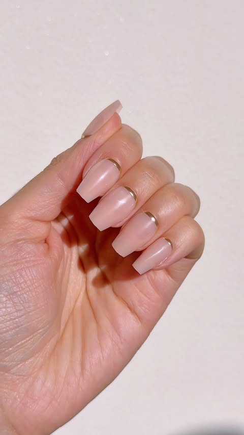 Instagram post by @treasuredbeautyfinds for Glamnetic. Caption reads: The Soft Launch Collection from Glamnetic just....