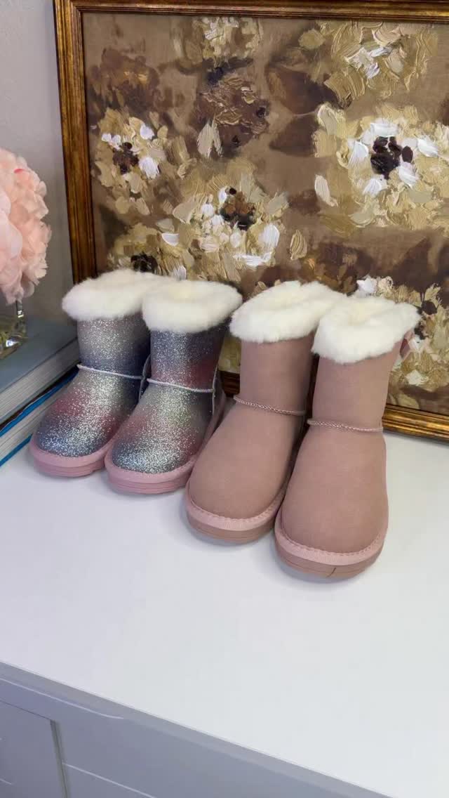 Instagram post by @essiepeasy for Dream Pairs Shoes. Caption reads: Comment BOOTS below — I’ll DM you the details....