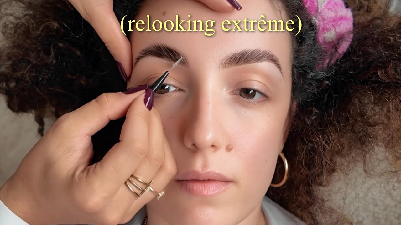 YouTube post by @SheraKerienski for Aroma-Zone. Caption reads: 1 WEEK TO CHANGE EVERYTHING.