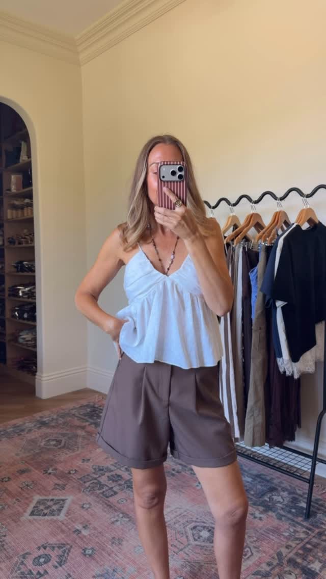 Instagram post by @jaclyndeleonstyle for ArachCloz. Caption reads: [...] #founditonamazon #amazonfinds #ad @arachcloz....