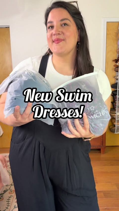 Instagram post by @laura.m.clifford for BloomChic. Caption reads: [...] ⬇ #Plussize #plussizefashion #fashion....