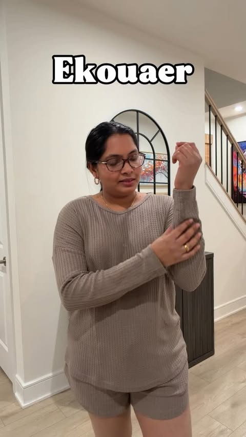 Instagram post by @shwetamalkar0 for Ekouaer. Caption reads: Cozy nights, comfy mornings ✨
From soft Ekouaer....