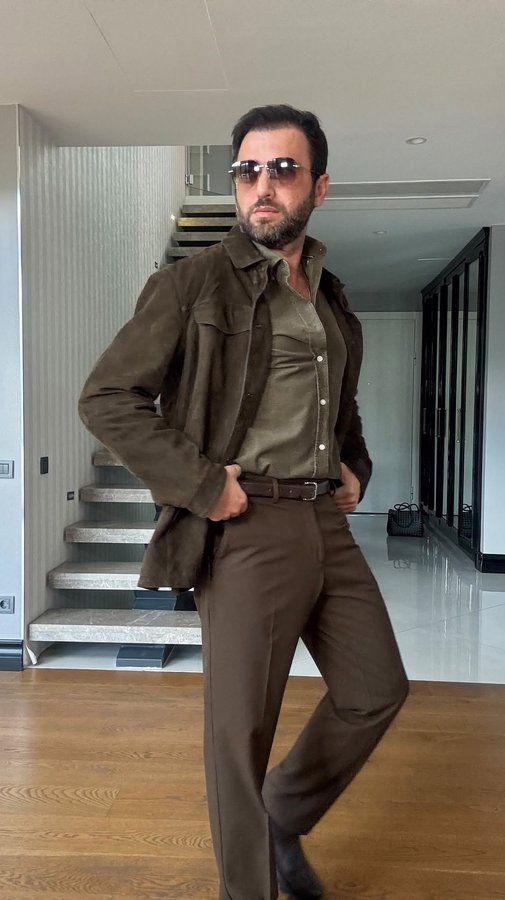 Instagram post by @erdemosmann for Beymen. Caption reads: The best colors of the season 👌

#reklam #still....