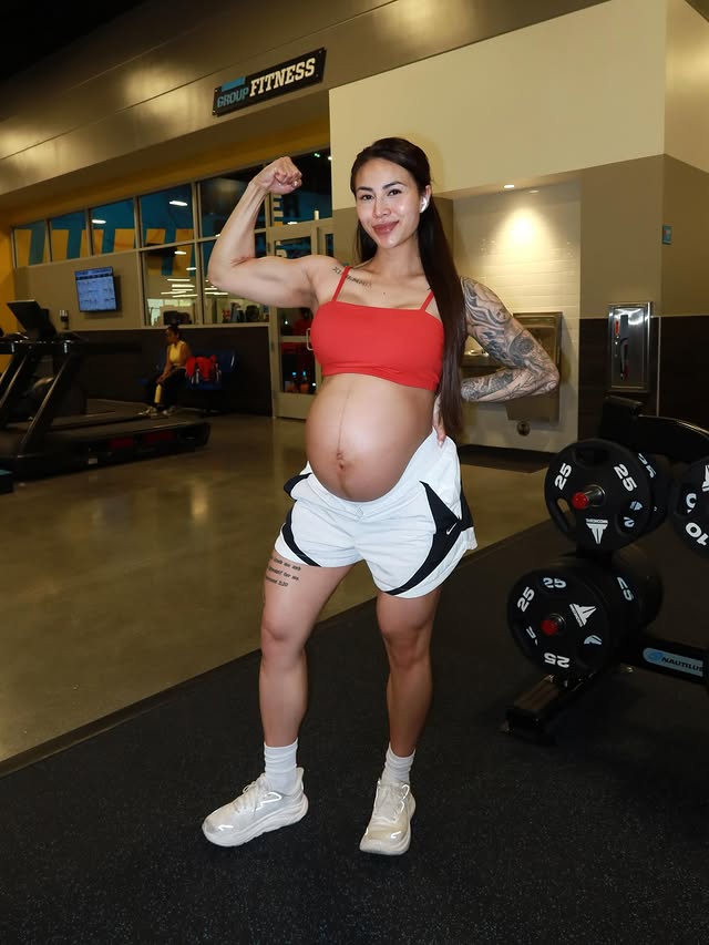 Instagram post by @katriona.fit for 1UP Nutrition. Caption reads: 38 weeks pregnant still going strong 😂🤰🏻

So....