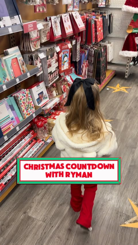 Instagram post by @cnfleetwood for Ryman. Caption reads: [...] Christmas countdown! 🛍️🎅🏼 

Thanks @ryman....