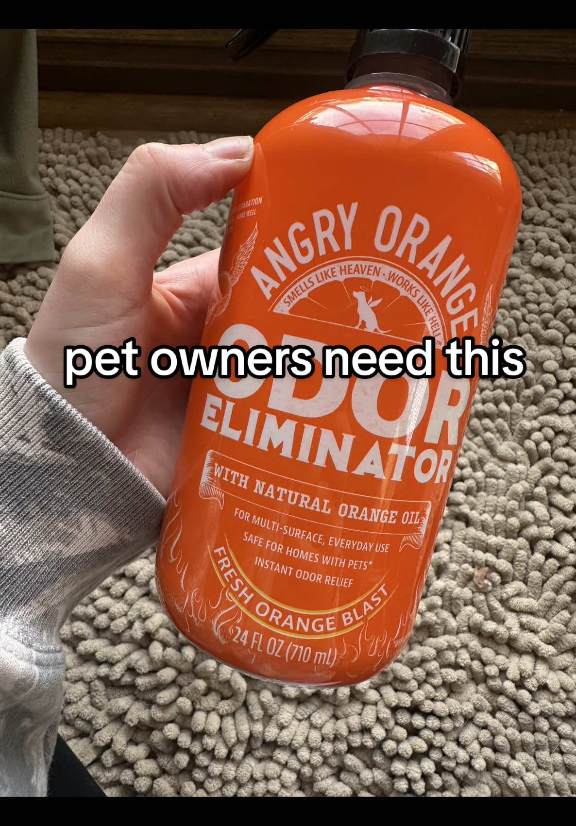 TikTok post by @marastiktokshop for Angry Orange. Caption reads: [...] 😵‍💫🥴 #cleaninghacks #cleantok @Angry....