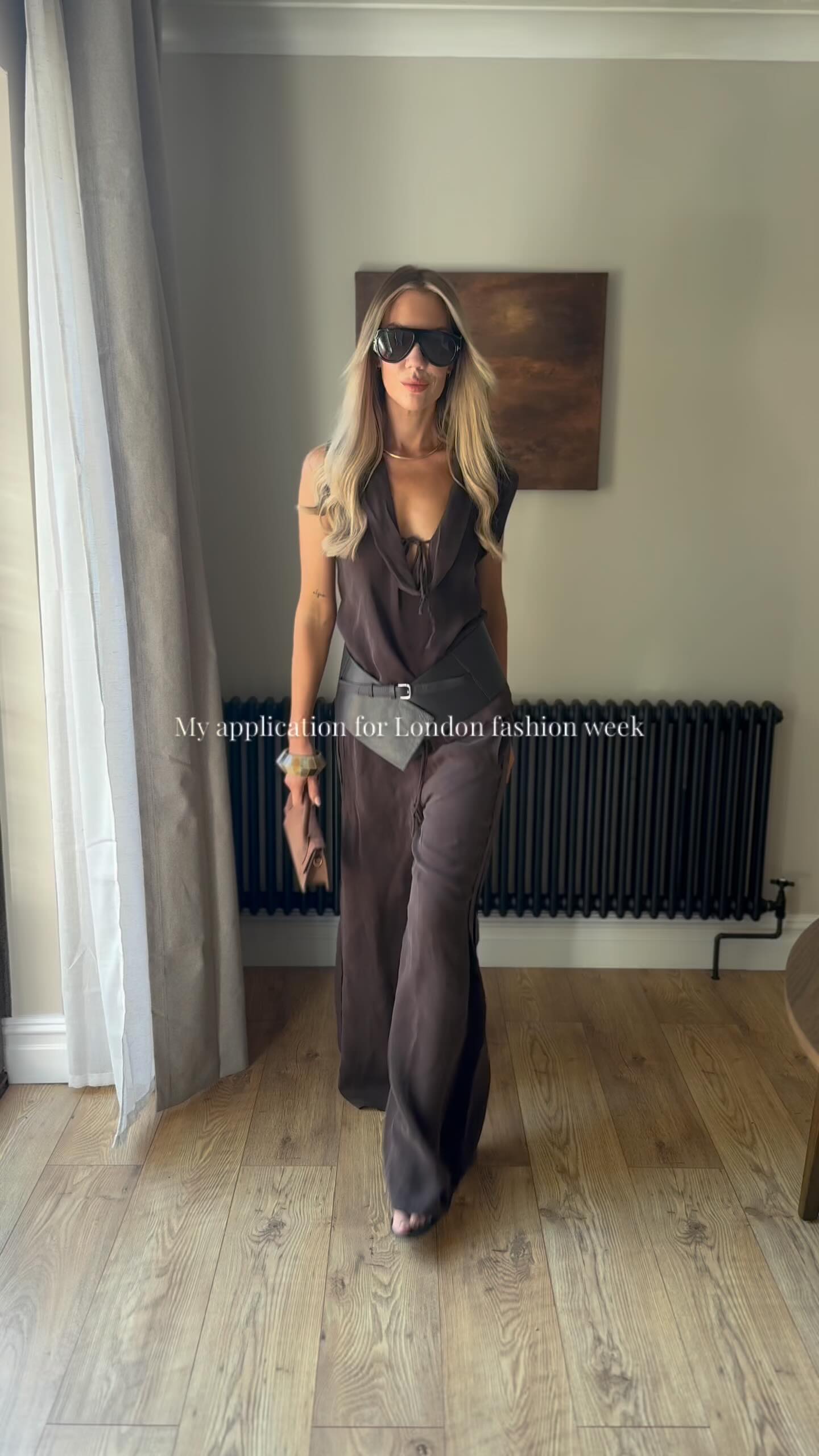 Instagram post by @racheljones_stylist for Theory. Caption reads: Or Miranda Priestly’s assistant 🤌🏽

Look one....