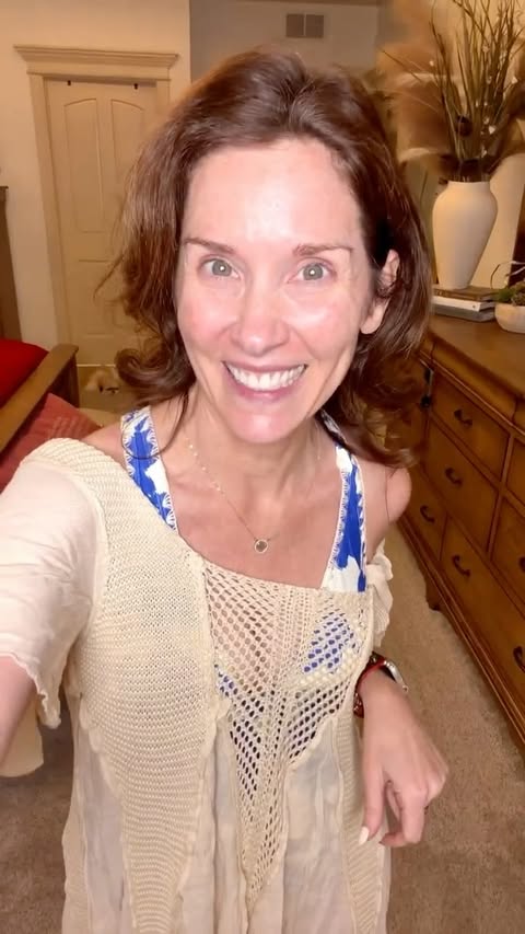 Instagram post by @theloriconway for Cupshe. Caption reads: Cupshe try on haul for swimming suits 💦 👙....