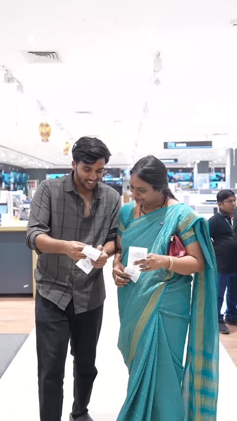 Instagram post by @jogipet_ratnam for Reliance Digital. Caption reads: [...] electronics sale is now live. 

Reliance....